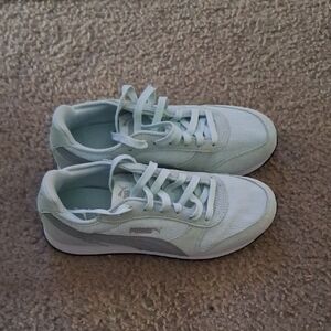 Puma Women's Soft Blue Sneakers